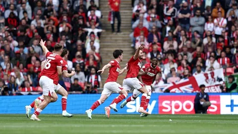 利物浦全力争冠，纽卡斯尔安菲尔德再战31年难求一胜