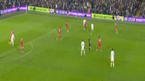 中超强队引援升级：三大外援加盟，全新中轴线助力逆袭